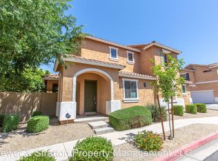 986 E Ranch Rd, Gilbert, AZ 85296