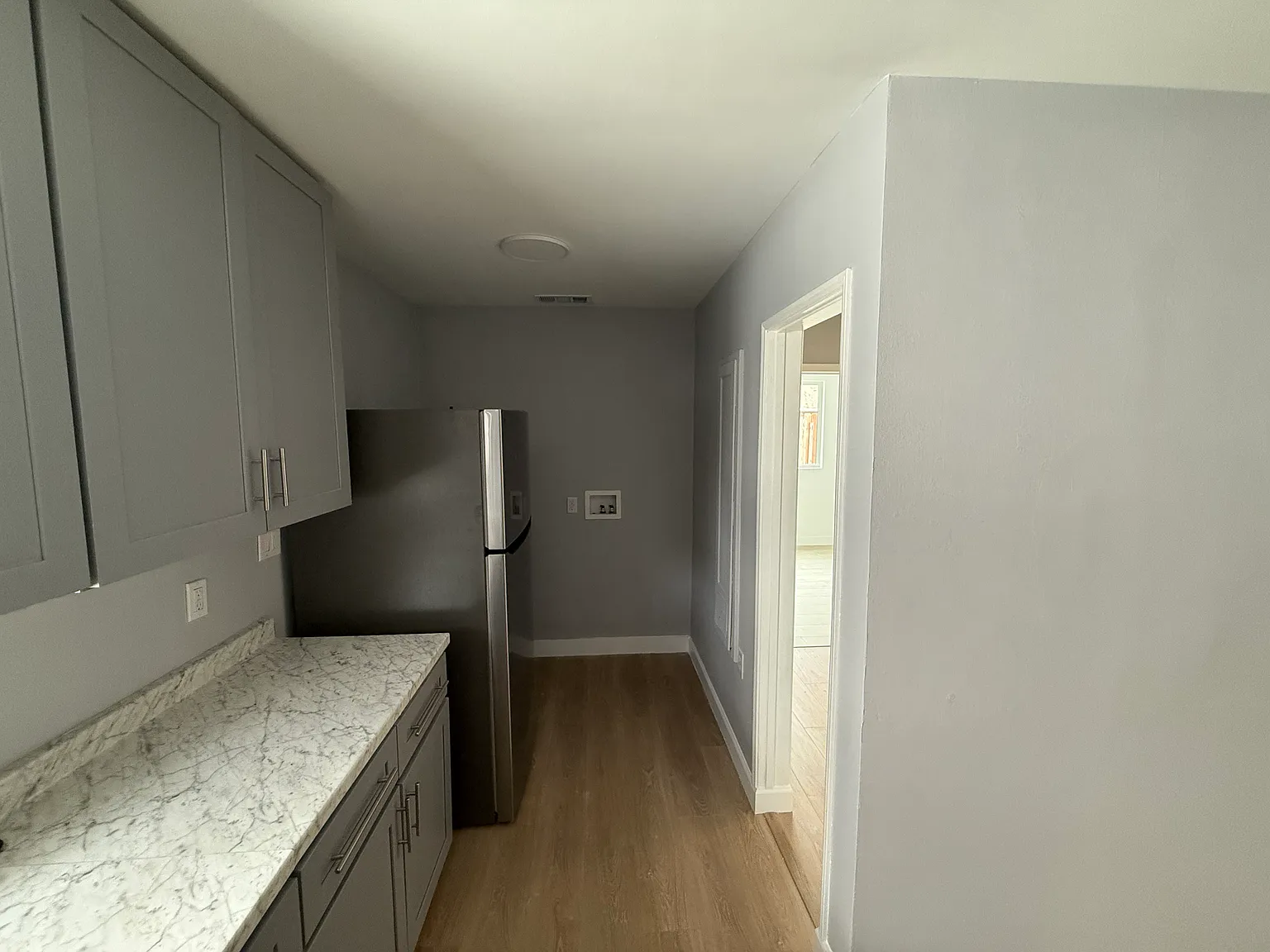 3 bed, $3,500 — Photo 3