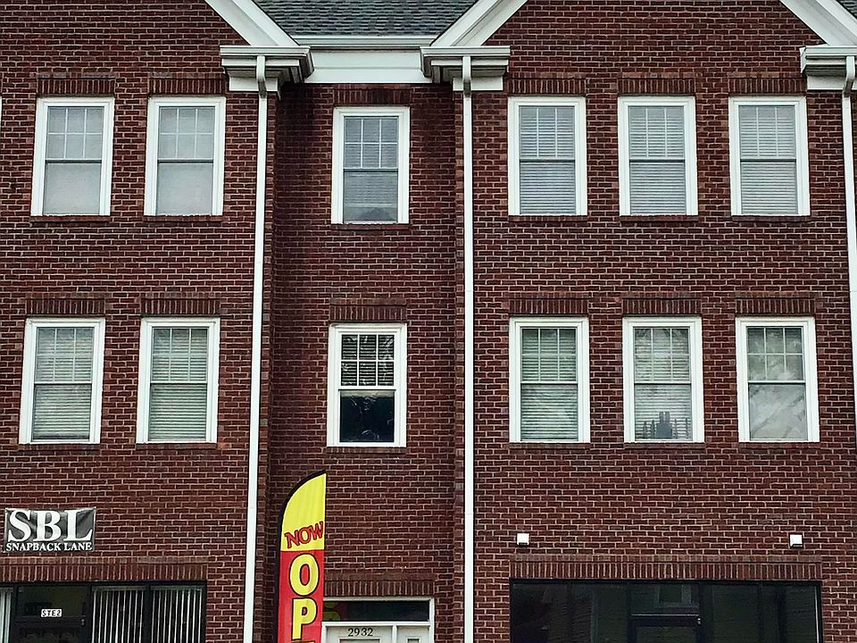 Building Photo 3