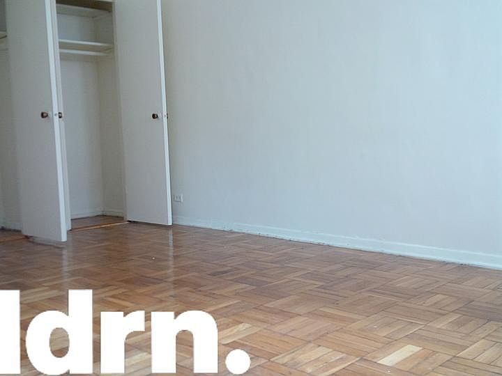 2nd image of 25 Eastern Pkwy APT 2A