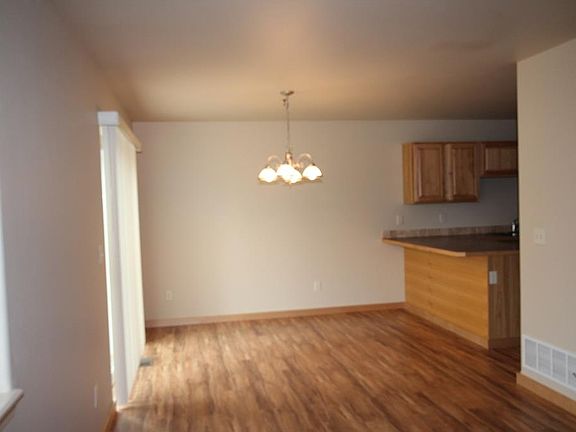 4th image of 1117B Idaho St