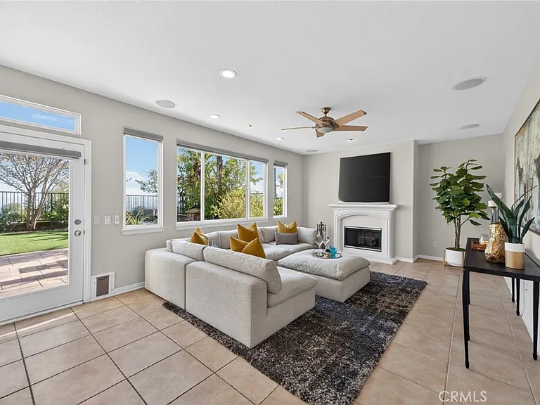 20800 Campania Ln — Photo 12