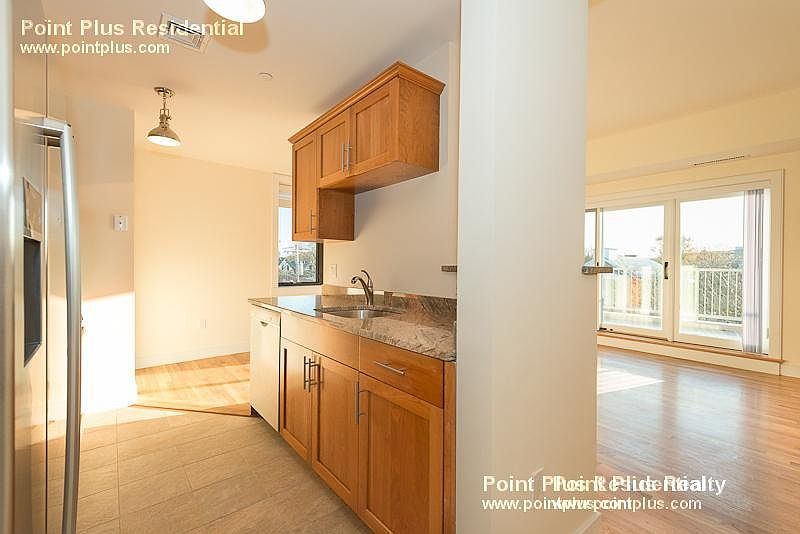 2nd image of 377 Summer St APT 001