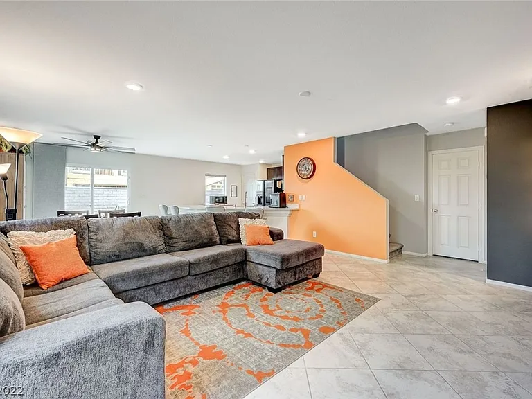 7040 Fossil Lake St — Photo 6