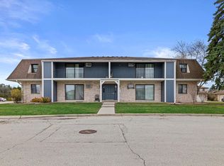 3195 W Mangold Ave APT H, Milwaukee, WI 53221