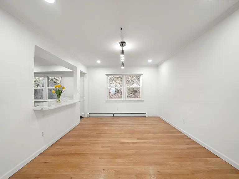 31 Hooks Ln — Photo 9