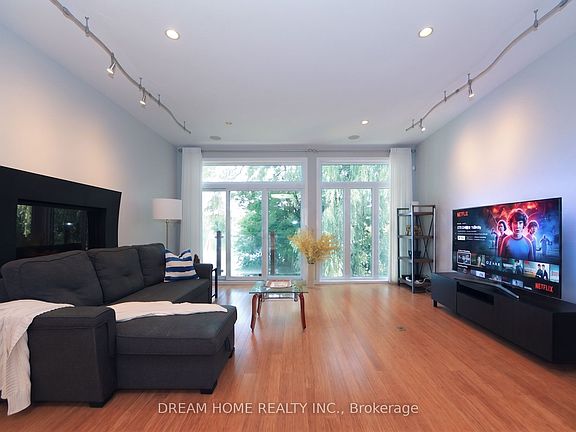 5th image of 74 Lakeview Ave