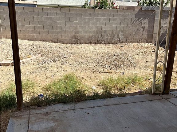 3rd image of 4630 Little Finch Ln