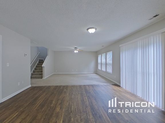 3rd image of 4332 Stone Mountain Dr