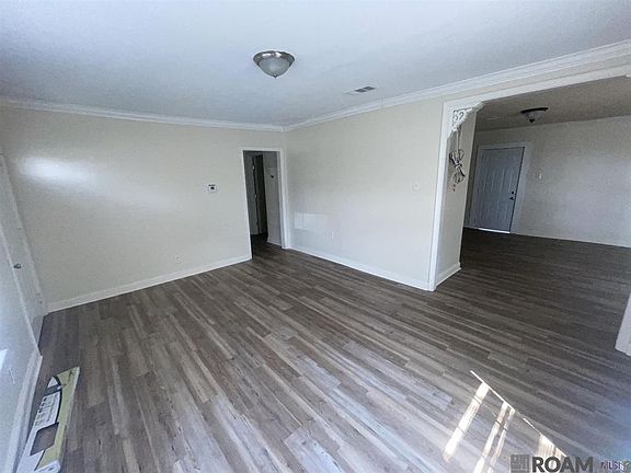 2nd image of 4721 Hollywood St