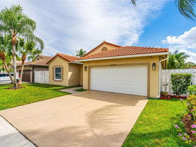 16550 NW 9th St, Pembroke Pines, FL, 33028