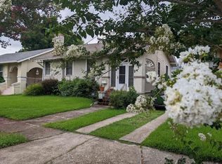 8515 Panola St, New Orleans, LA 70118