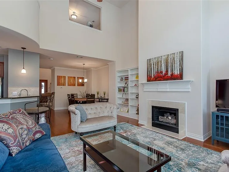 5735 Richmond Ave #B — Photo 11