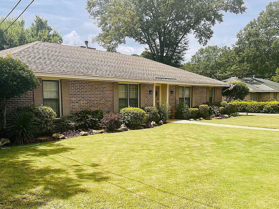 1st image of 3890 Beardsley Dr