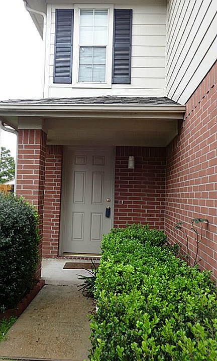 1st image of 10214 Revelstoke Dr