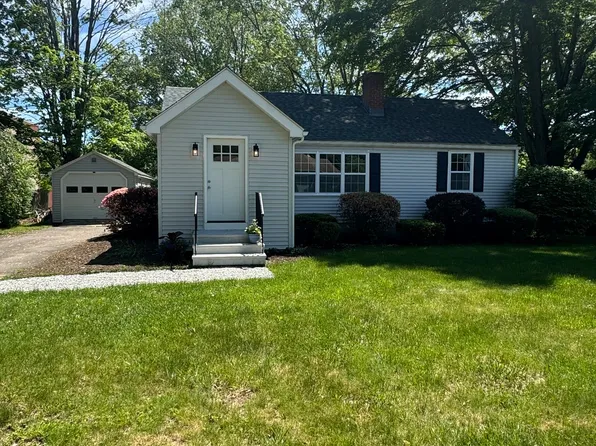 26 Ninety Rod Road, Clinton, CT 06413