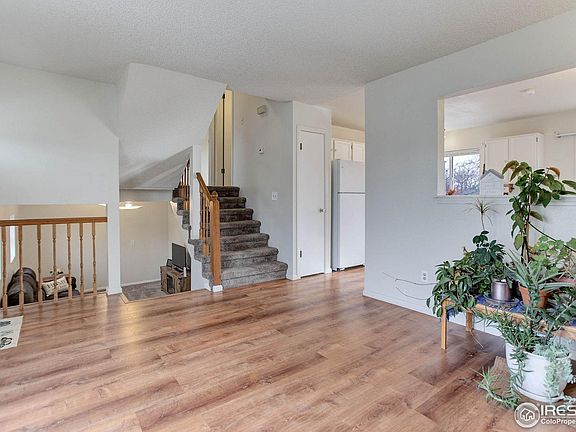 3rd image of 614 Glenwood Dr