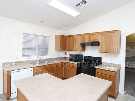 4th image of 12105 N 115th Ave
