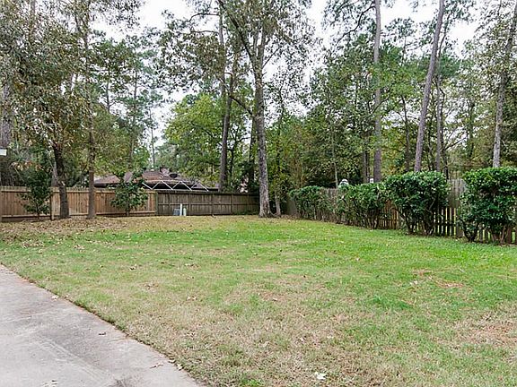 4th image of 2206 Spruce Lodge Dr