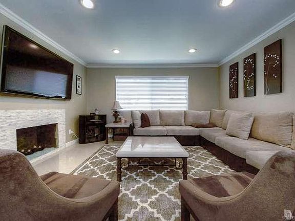 4th image of 5840 Cardoza Dr