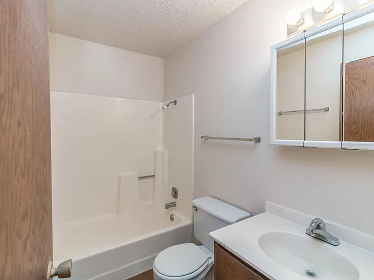 City Walk Apartments — Photo 11