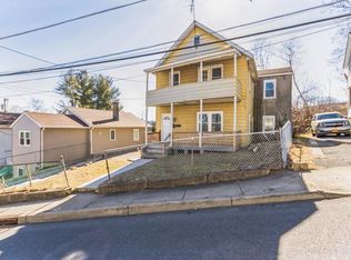 33 Schneider Ave, Highland Falls, NY 10928