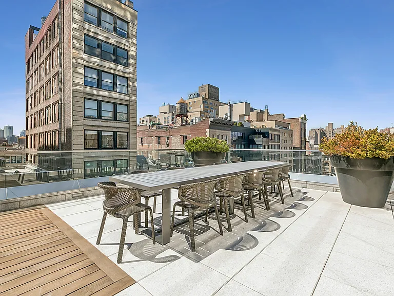 35 W 15th St #15C — Photo 15
