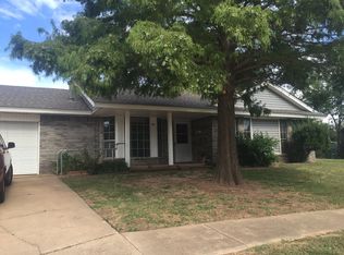 1505 Wind Hill Rd, Norman, OK 73071