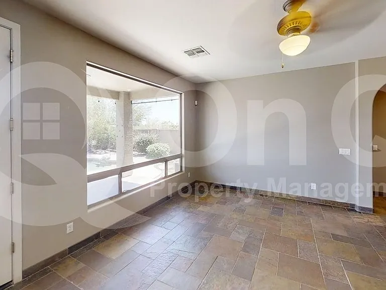 16617 S 27th Ln — Photo 6