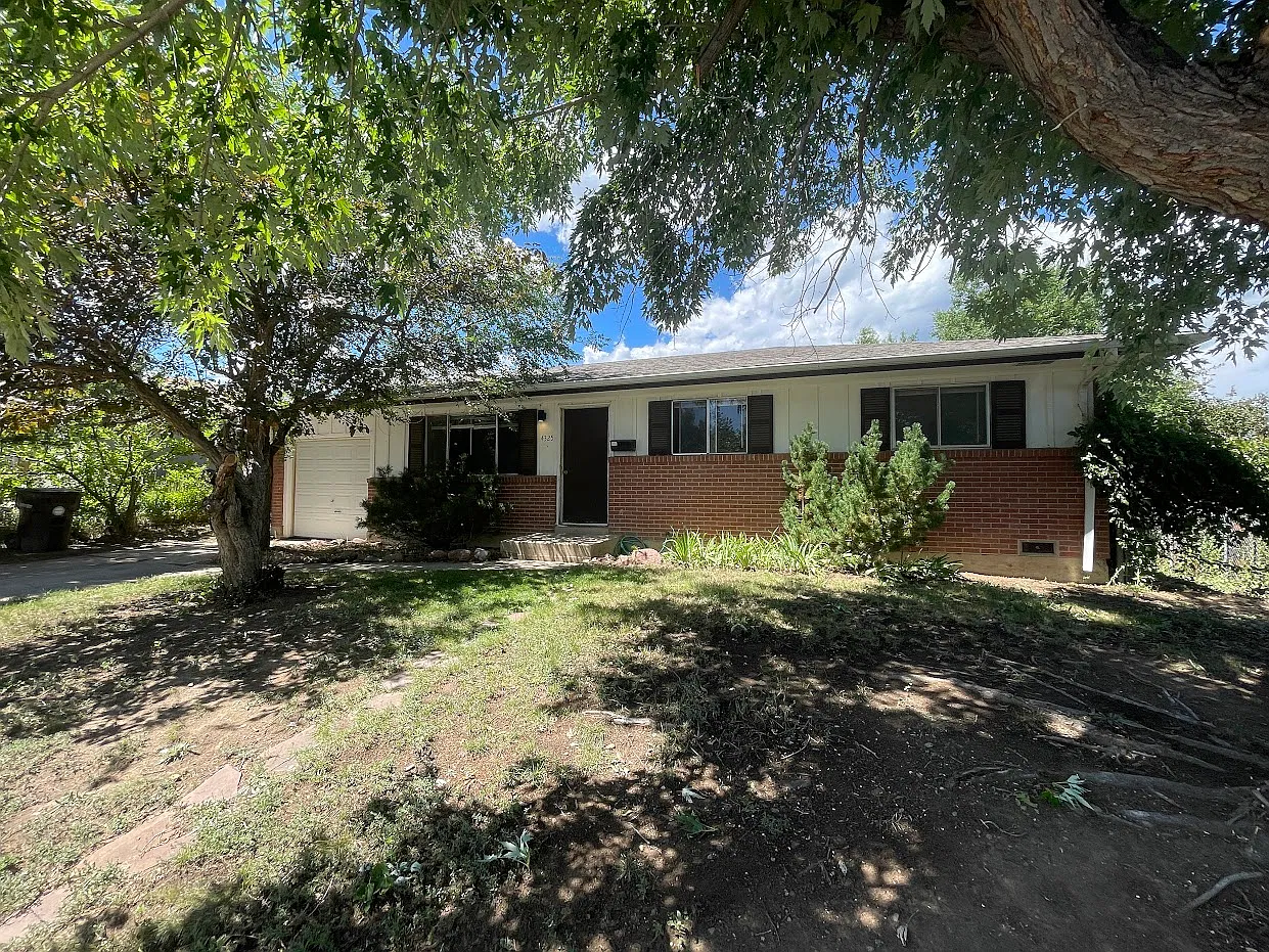 3 bed, 1026 sqft, $3,300 — Photo 1