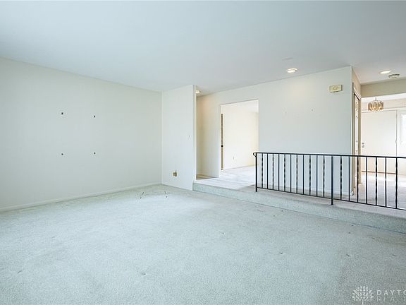 4th image of 4632 Glenheath Dr