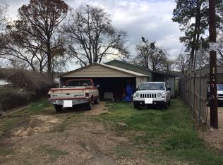 102 Oak Hills Dr, Mabank, TX