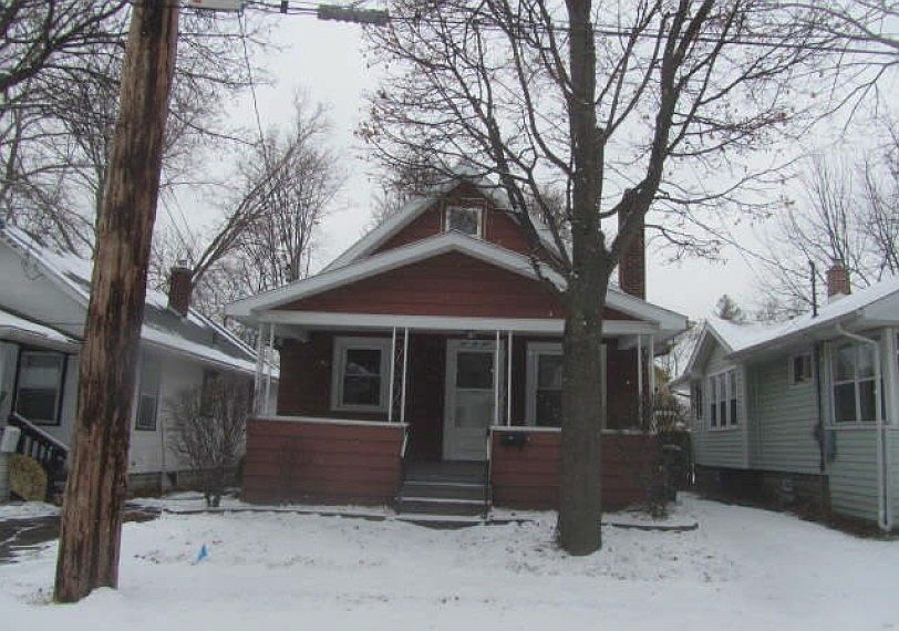 1st image of 529 Woodrow Ave
