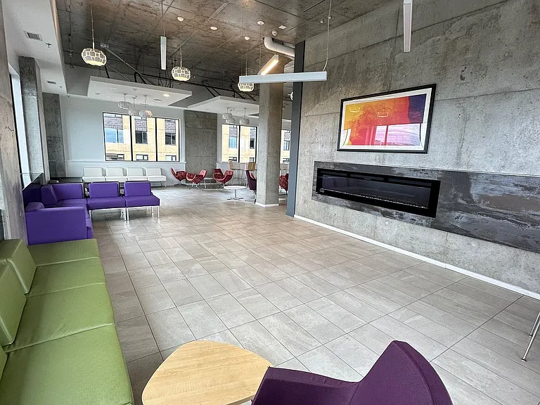 105 Champagne Ave S #1517 — Photo 25