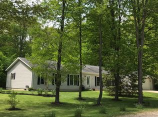 1652 Farm Ln, Adrian, MI 49221