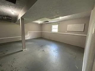 407 Bertha Way — Photo 7