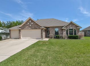 7186 Edgewater Dr, Willis, TX 77318
