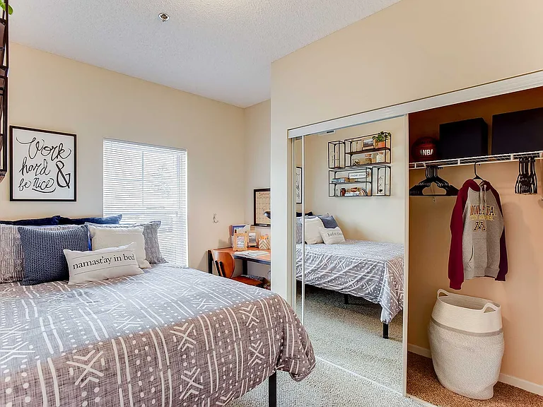 308_University Commons_Interior_Bedroom_01_web