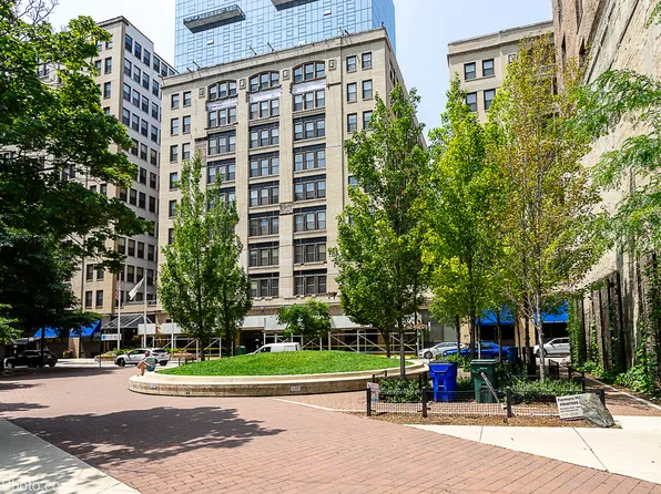 680 S Federal St APT 208, Chicago, IL 60605