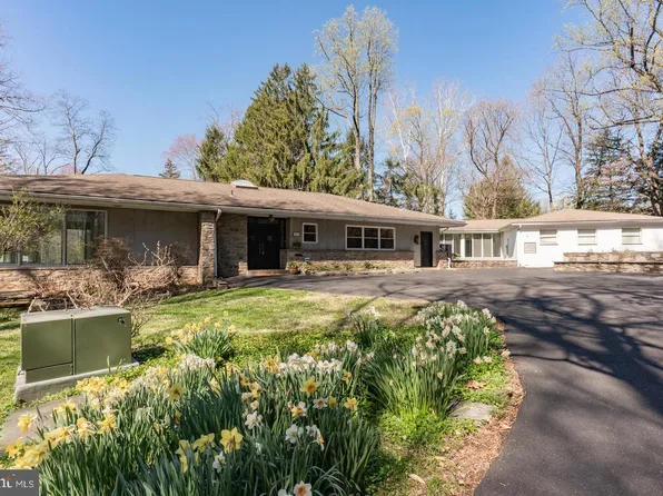 1211 E Butler Pike, Ambler, PA 19002