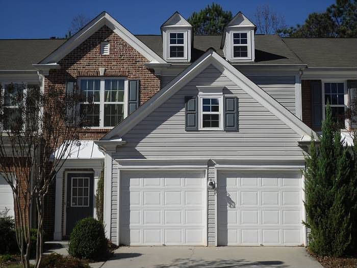 Great 2 story traditional