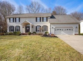 5871 Cherrywood Dr, Youngstown, OH