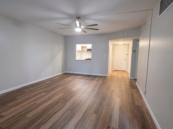 4th image of 257 S Cypress Road #408