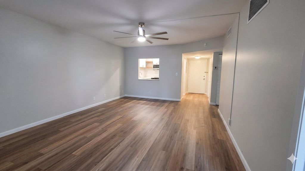 257 S Cypress Road #408, photo 6