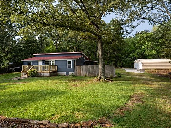 2nd image of 251 Martin Rd SW