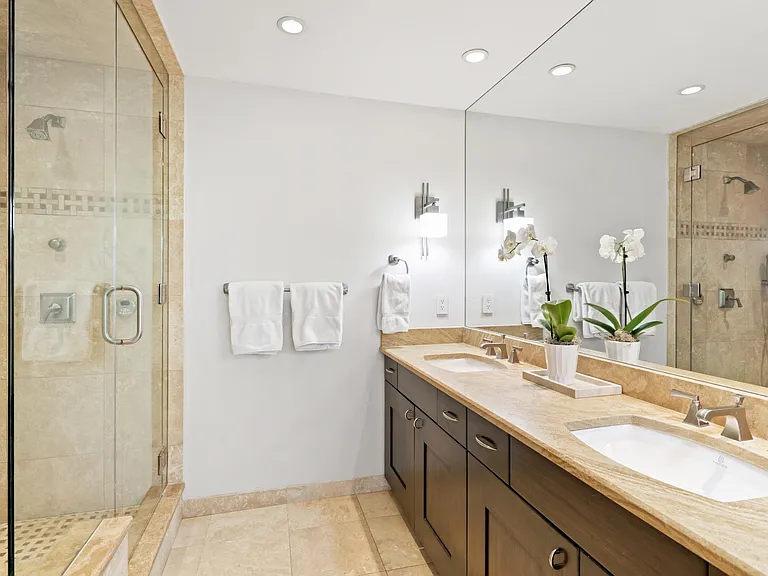 100 N 8th St #20 — Photo 10