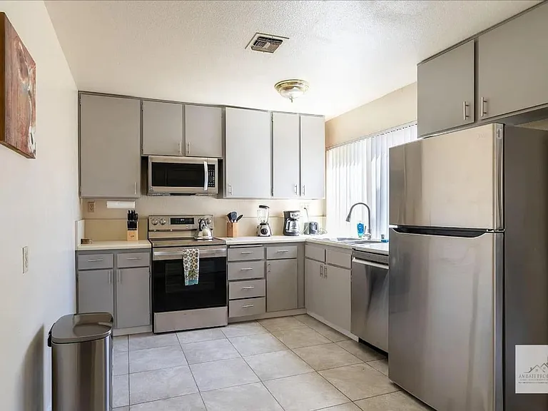 1504 Pierce Dr #102 — Photo 5