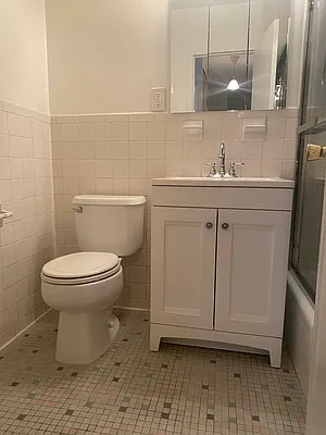 Rented by Nardoni Realty, Inc. | media 6
