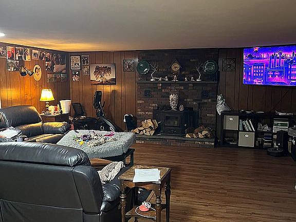 2nd image of 29 Medallion Dr