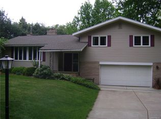 40 Highland Dr, Elma, NY 14059